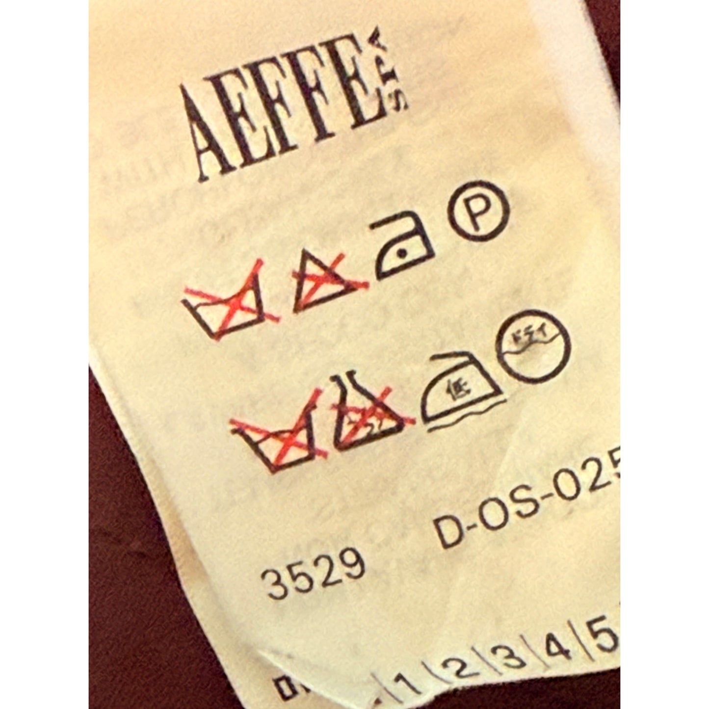 Early ’90s blazer with photo-collage trompe-l’œil print.