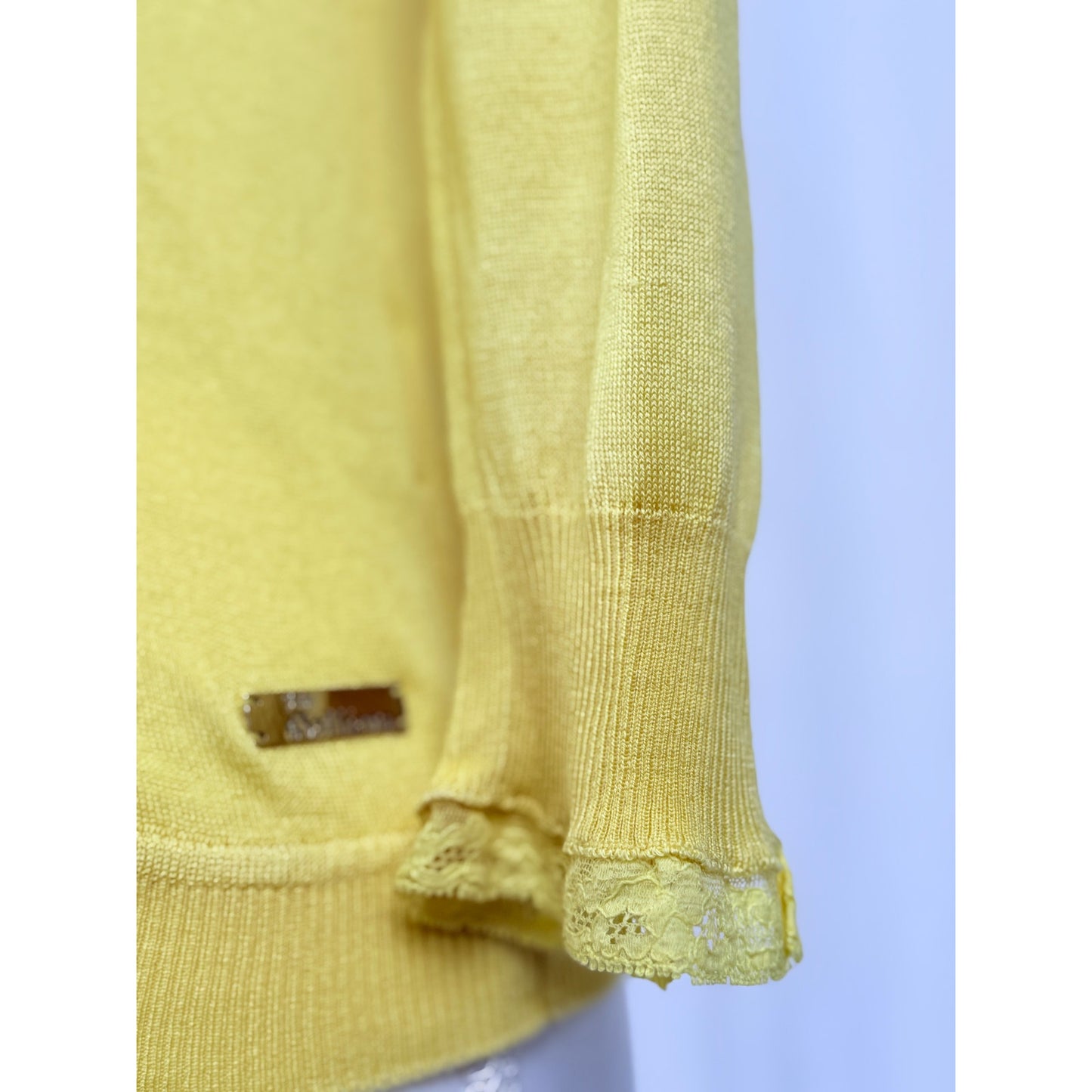 Butter yellow silk cardigan. S